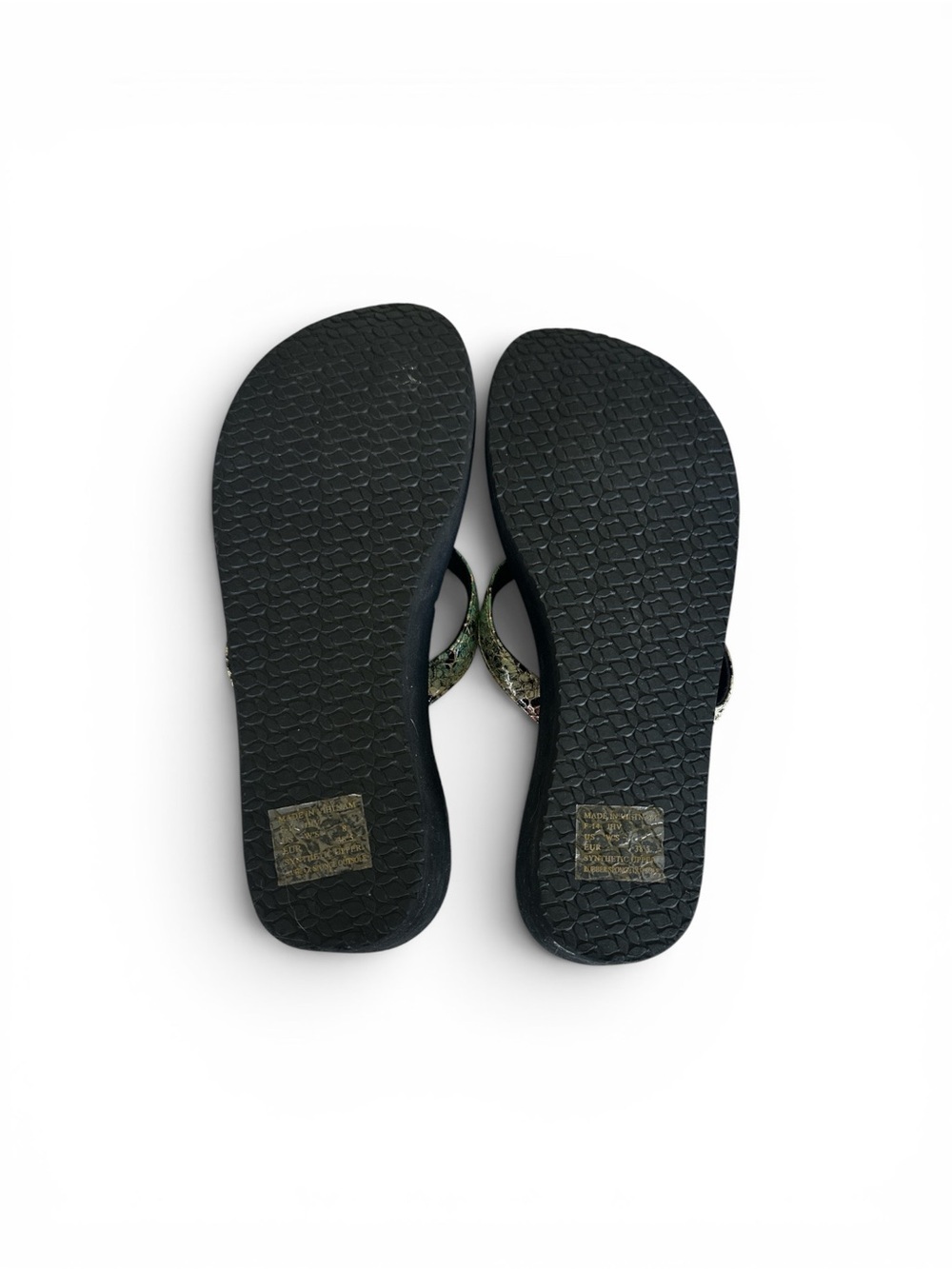 Reef Women’s Black Sandals with Mint Snake-Print Straps - Picture 5 of 5